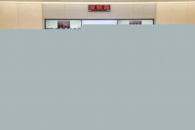 贺惯更衣室激励：逆境中显强者风范，勇往直前